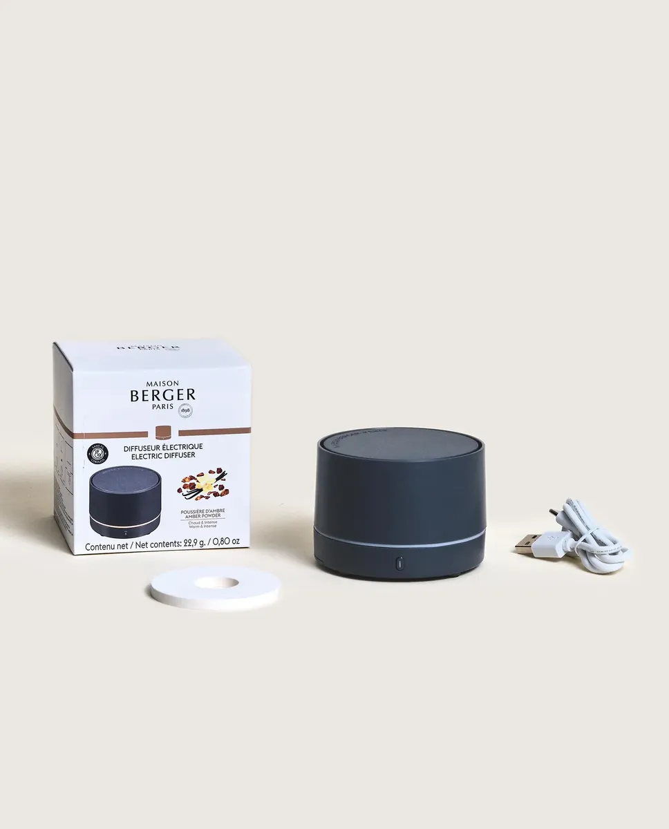 -Maison Berger Paris- "Nomade" Portable Diffuser, Parfum Poussière d'Ambre/Pudriger Amber