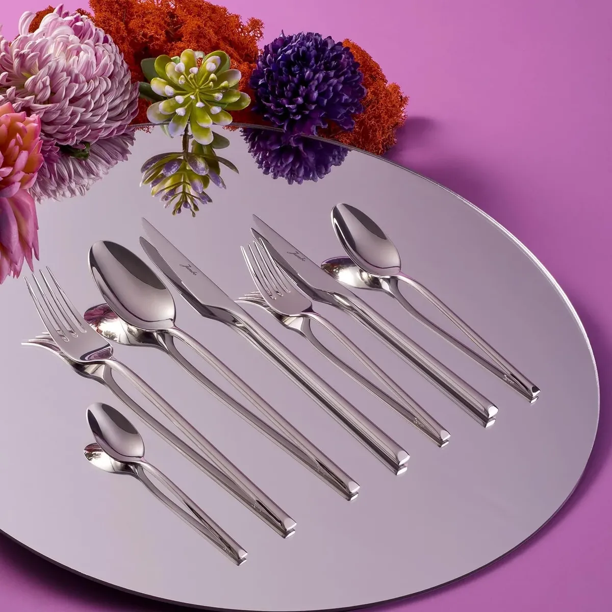 Jumbo 2006 84-teiliges Edelstahl-Besteckset für 12 Personen