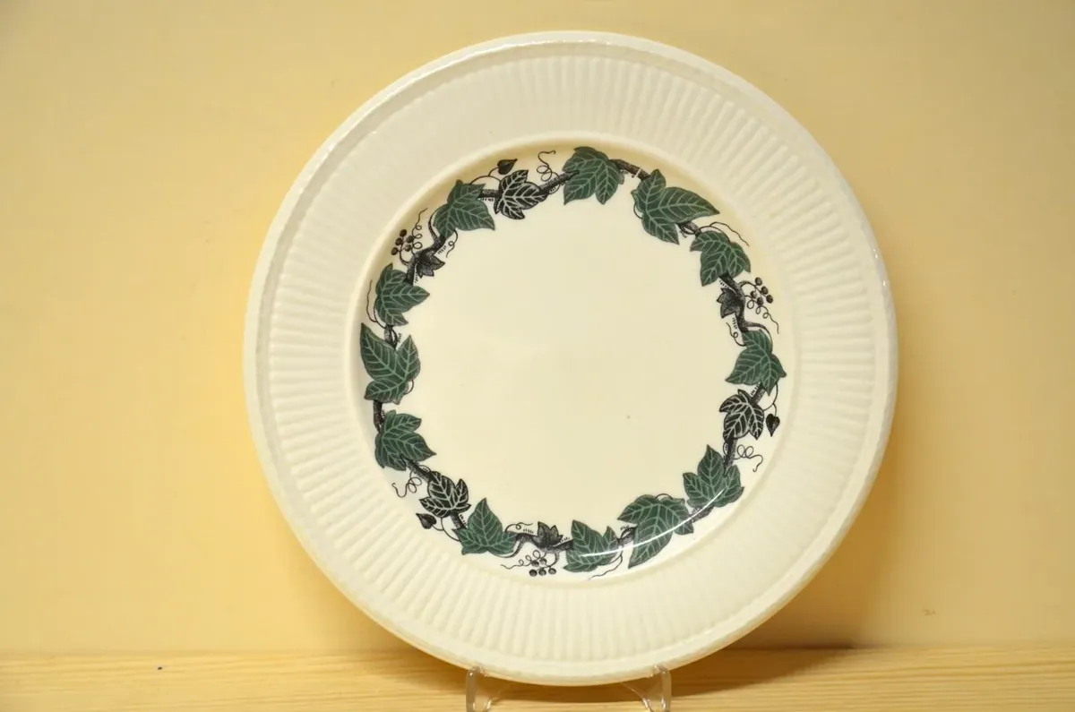 Wedgwood Edme Green Leaves Frühstücksteller