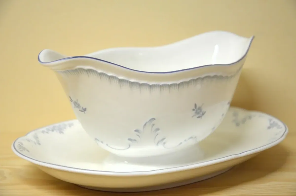 Villeroy & Boch Vienna Sauciere