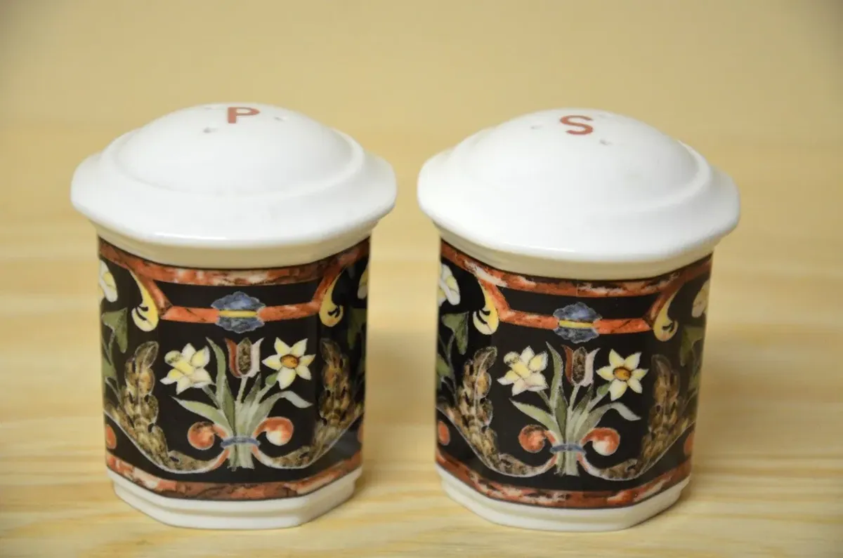 Villeroy & Boch Intarsia Salz- und Pfefferstreuer