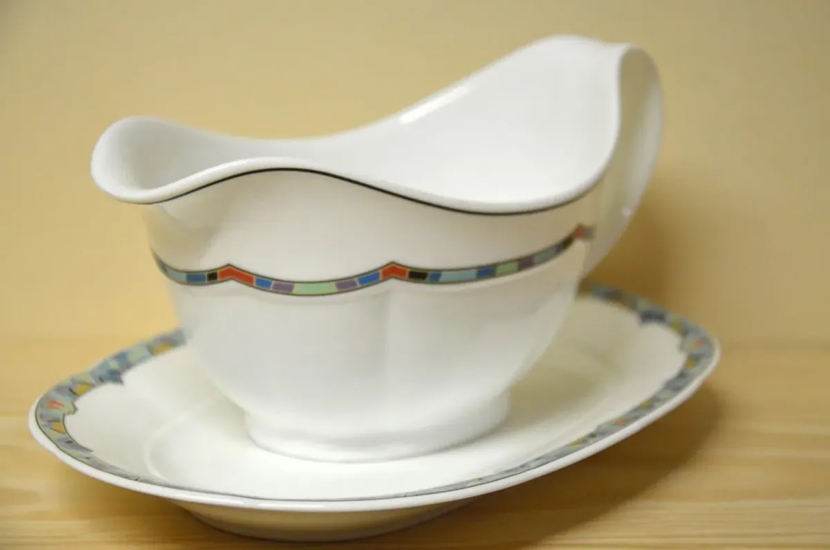 Villeroy & Boch Izmir Sauciere 2 - teilig NEU