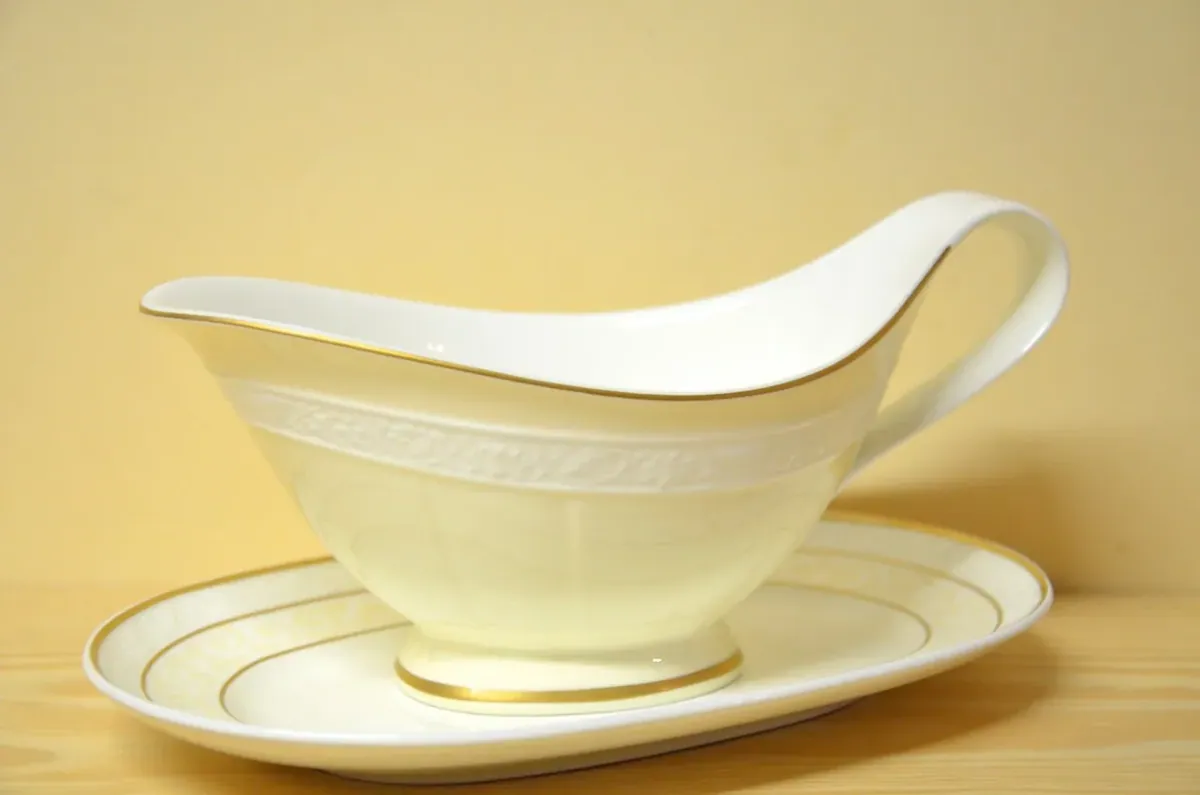 Villeroy & Boch Ivoire Sauciere 2-teilig