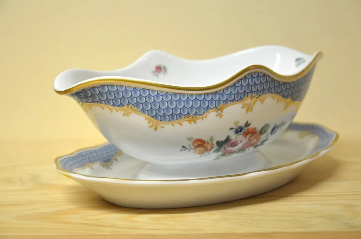 Hutschenreuther Coburg Sauciere NEU