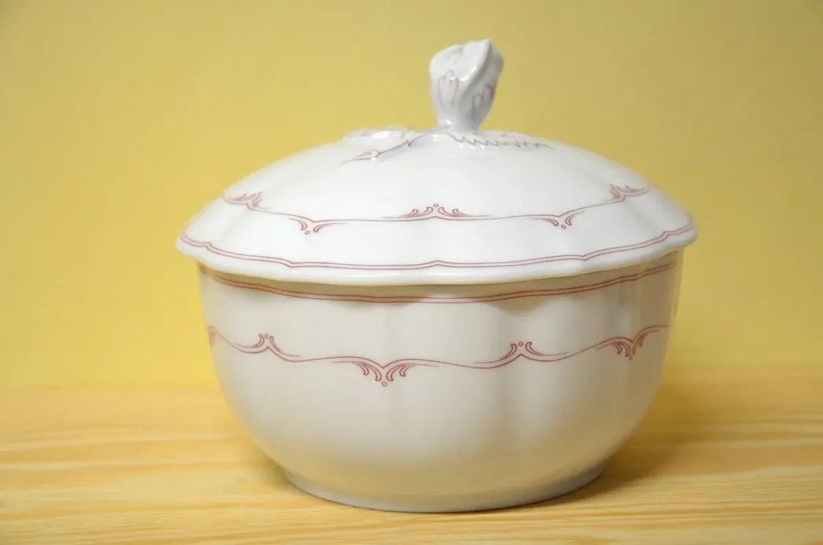 Hutschenreuther Mainau Bonboniere oder Gebäckdose NEU