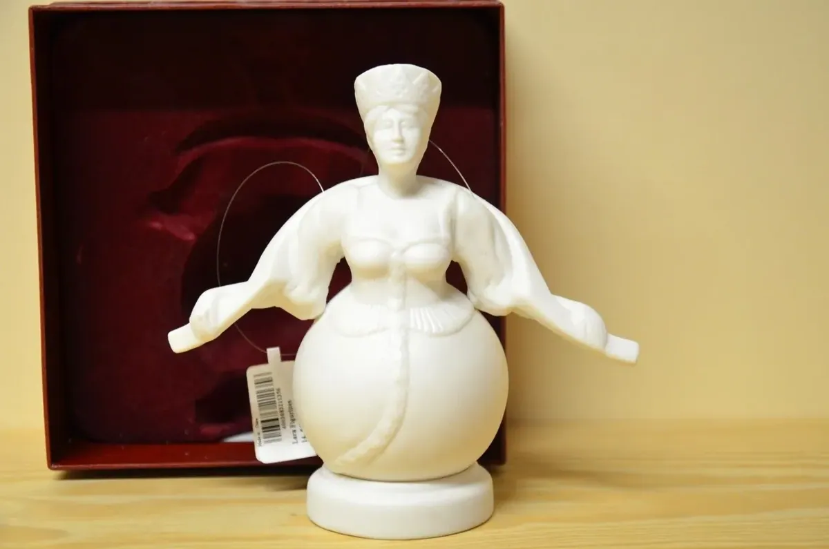 Villeroy & Boch Lara Figur Glücksmädchen weiß 2-teilig NEU