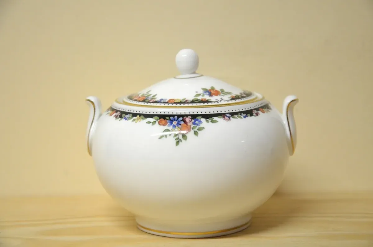Wedgwood Osborne Zuckerdose
