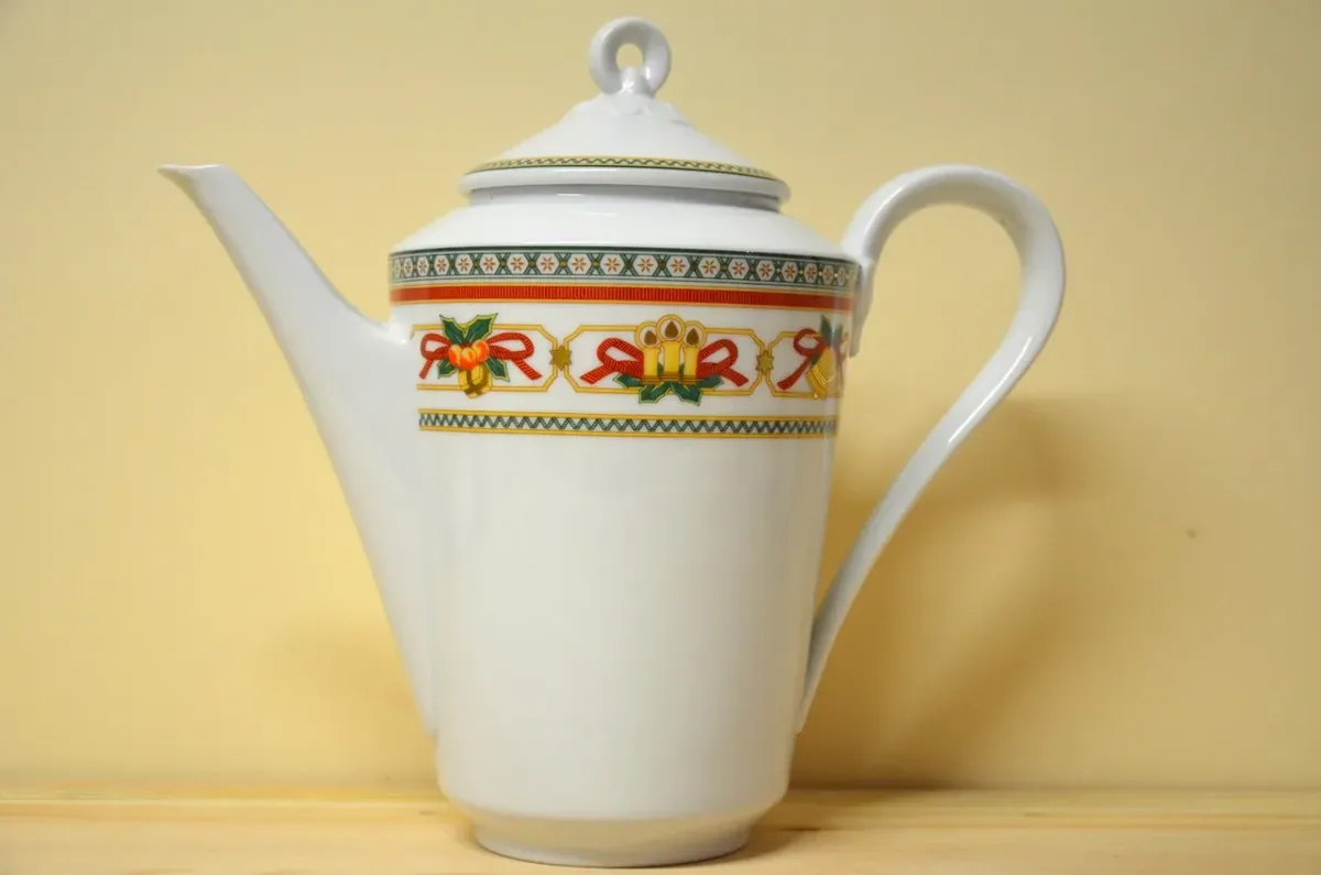 Hutschenreuther Louvre Weihnachten Kaffeekanne