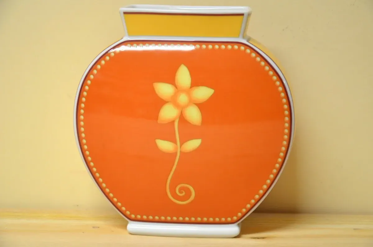 Hutschenreuther Maria Theresia Alfabia Vase NEU