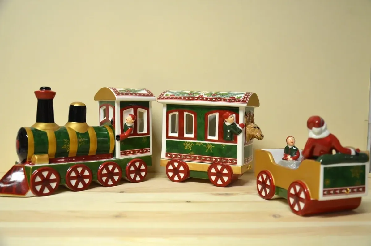 Villeroy & Boch Nordpol Express Christmas Toys Memories NEU