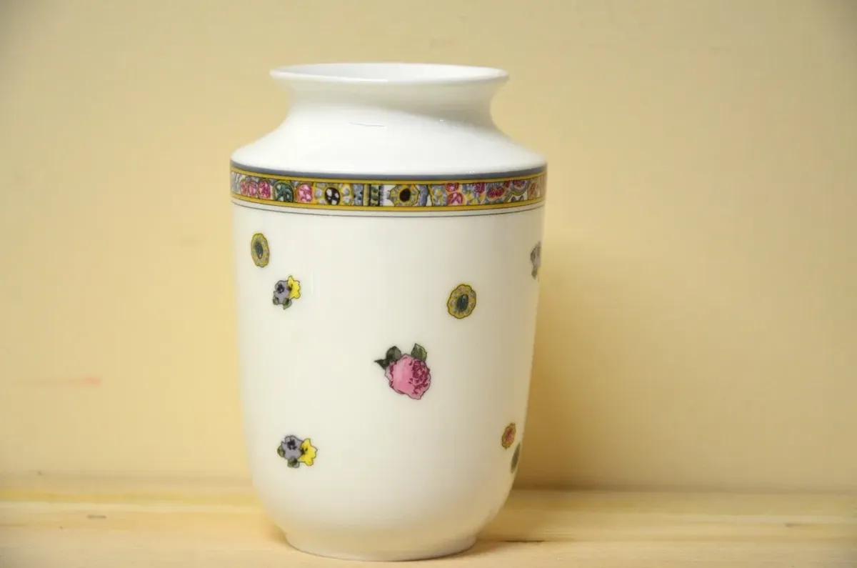 Hutschenreuther Rubis Vase