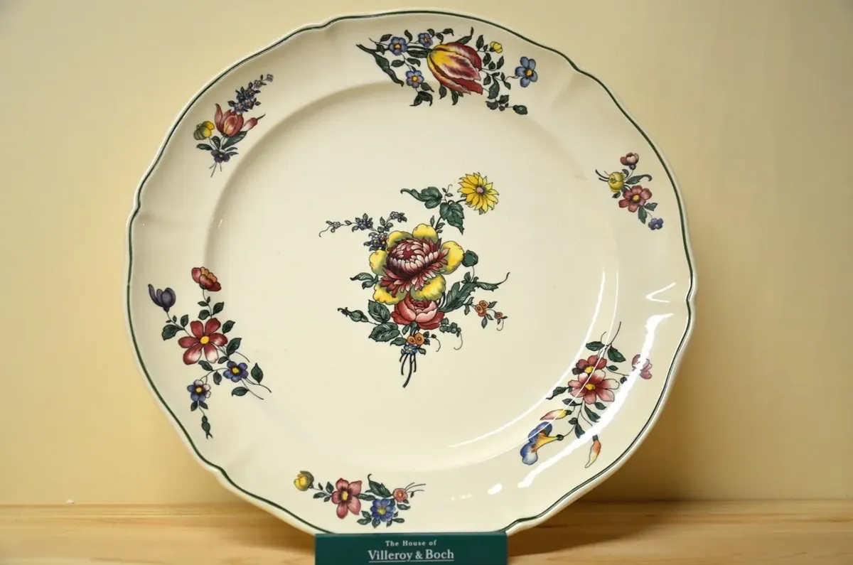 Villeroy & Boch Alt Strassburg  Motiv bunte Blume Platzteller - Platte rund