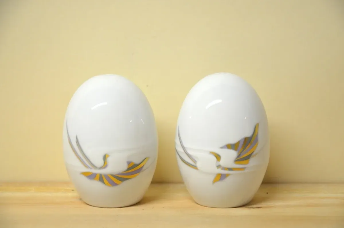 Rosenthal Asimmetria Goldblume Salz / Pfefferstreuer