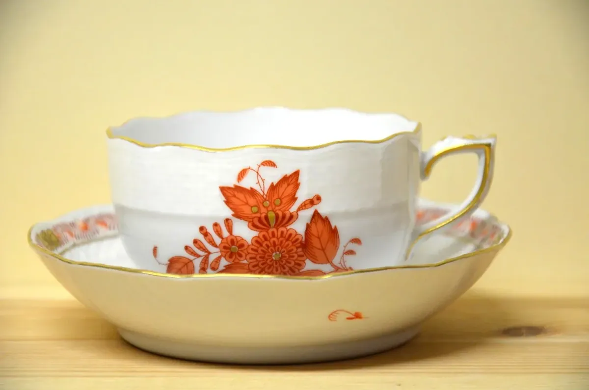 Herend Apponyi orange Chinese Bouquet Teetasse mit Untere