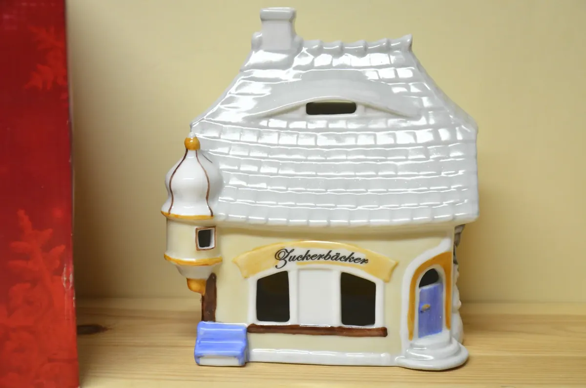 Hutschenreuther Nostalgisches Weihnachten Lichterhäuser Zuckerbäckerei