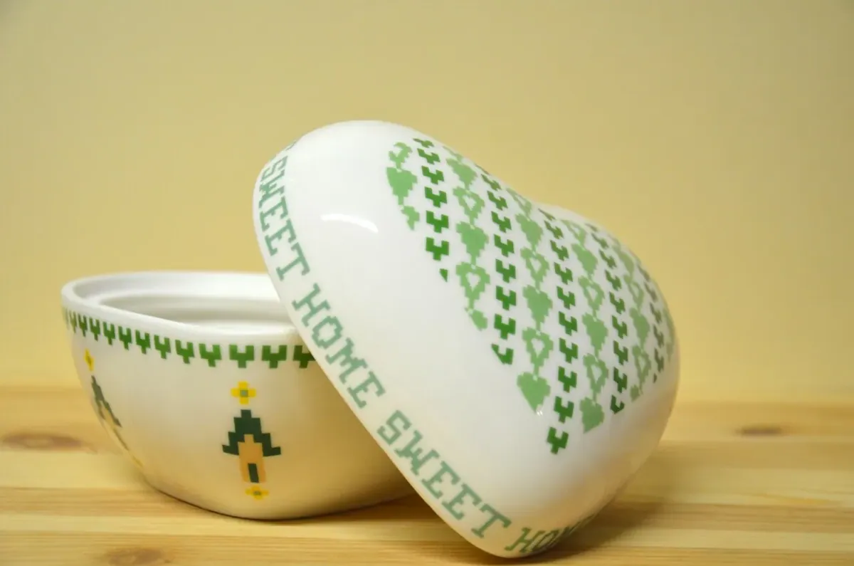 Hutschenreuther Lots of Dots Hearts Green Herzdose groß NEU