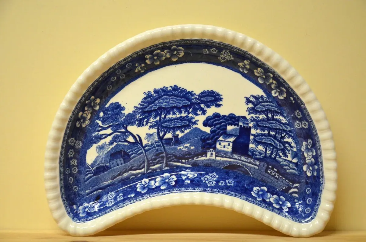 Spode Blue Tower Beilagenschale Halbmond