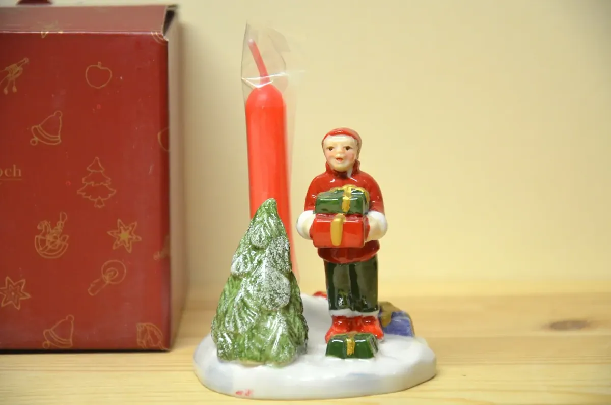 Villeroy & Boch North Pole Express Elf mit Geschenken  NEU