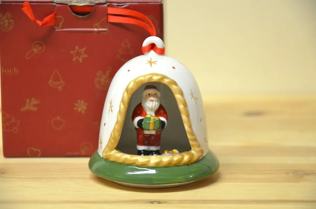 Villeroy & Boch My Christmas Tree Glocke grün mit Weihnachtsmann  NEU