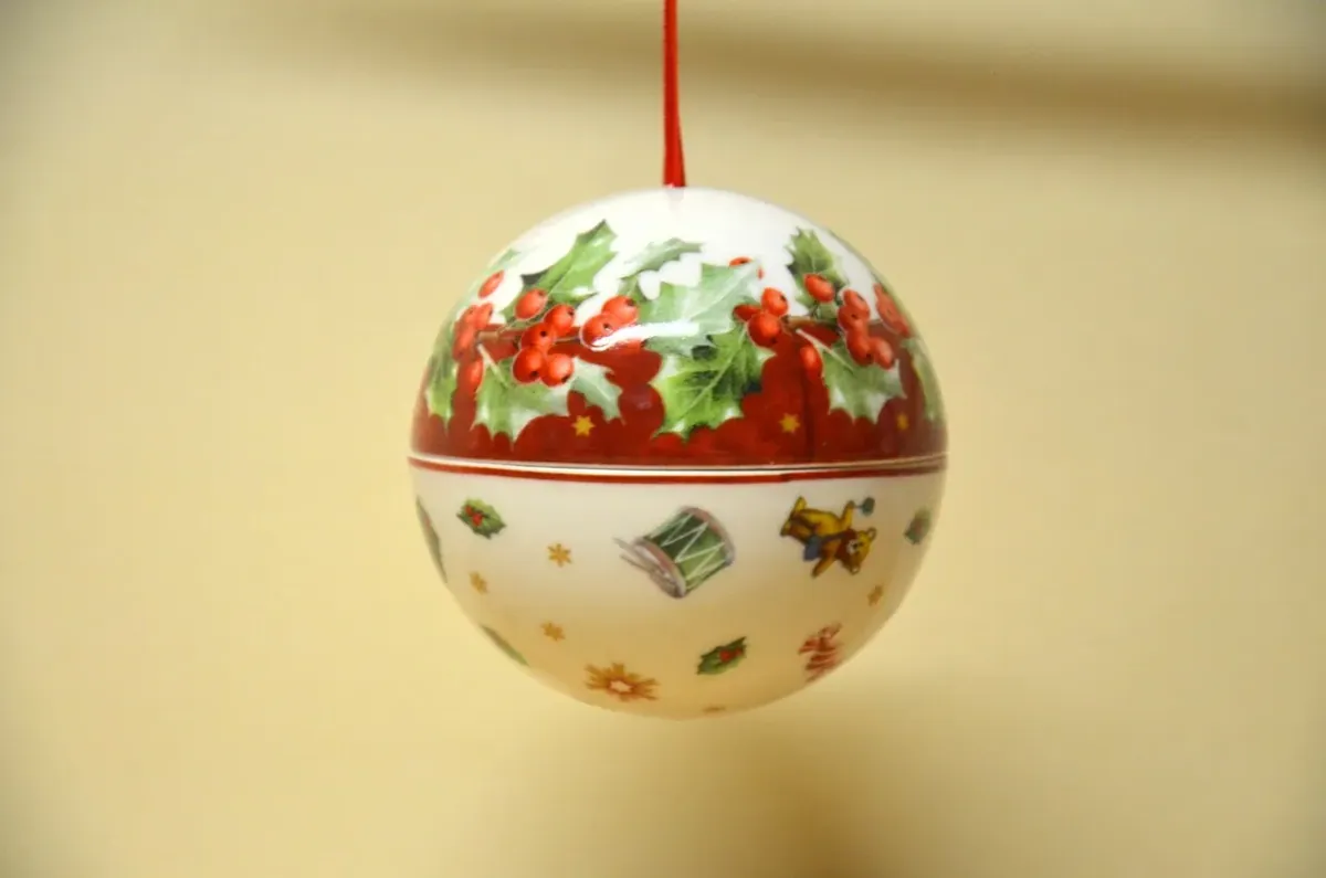 V&B Christmas Tree Ball Kugel Iles NEU