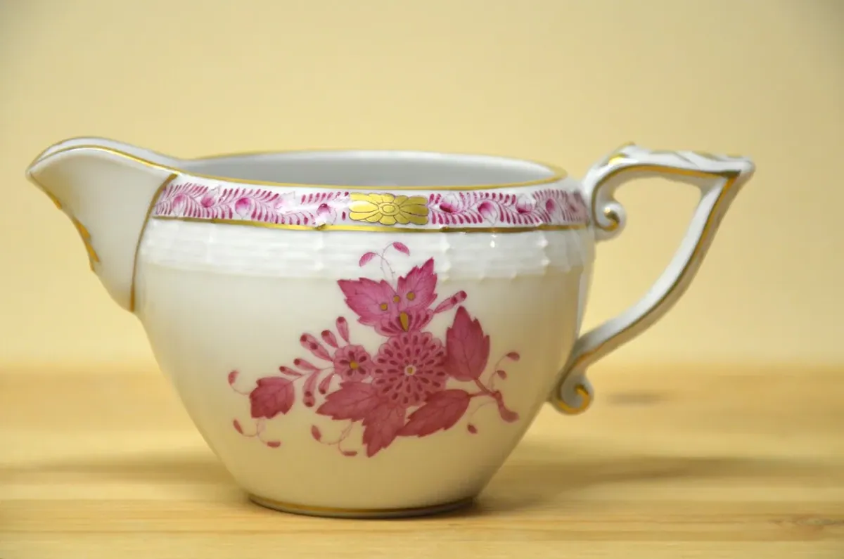 Herend Apponyi purpur Milchkännchen