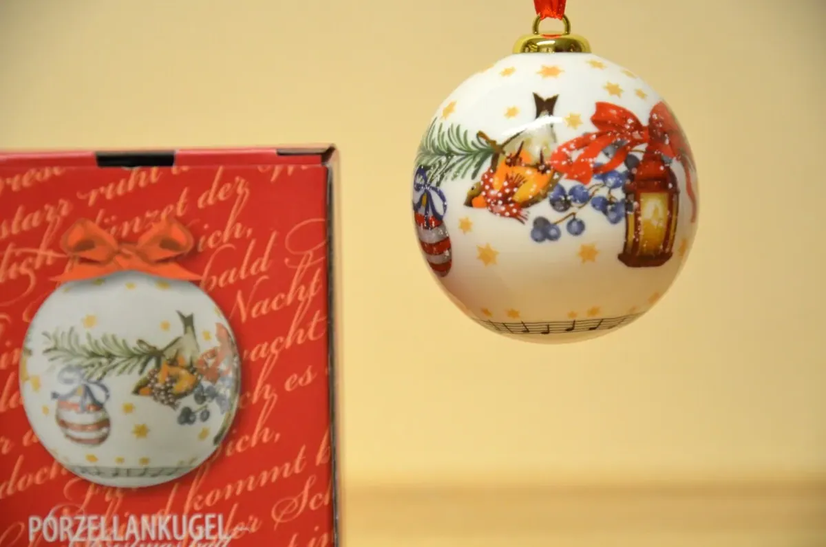 Hutschenreuther Weihnachts-Porzellankugel Dekor "Leise rieselt der Schnee" NEU
