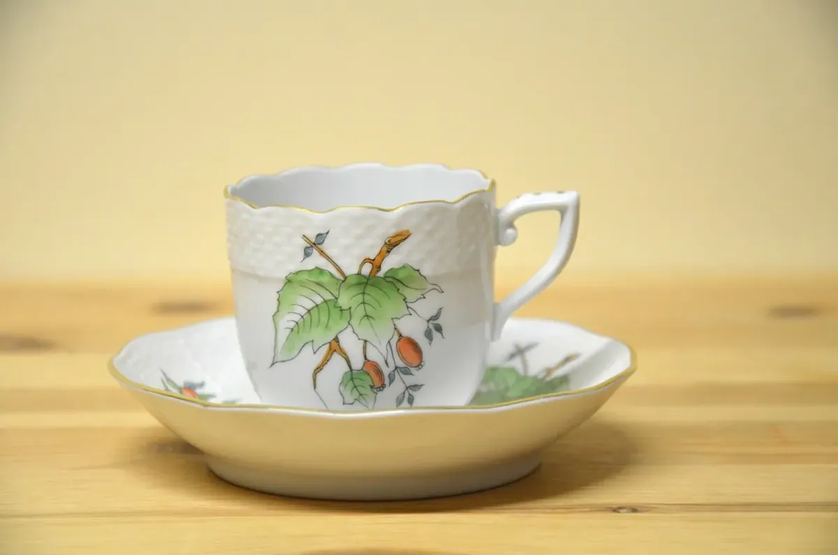 Herend Hagebutte Espressotasse mit Untere