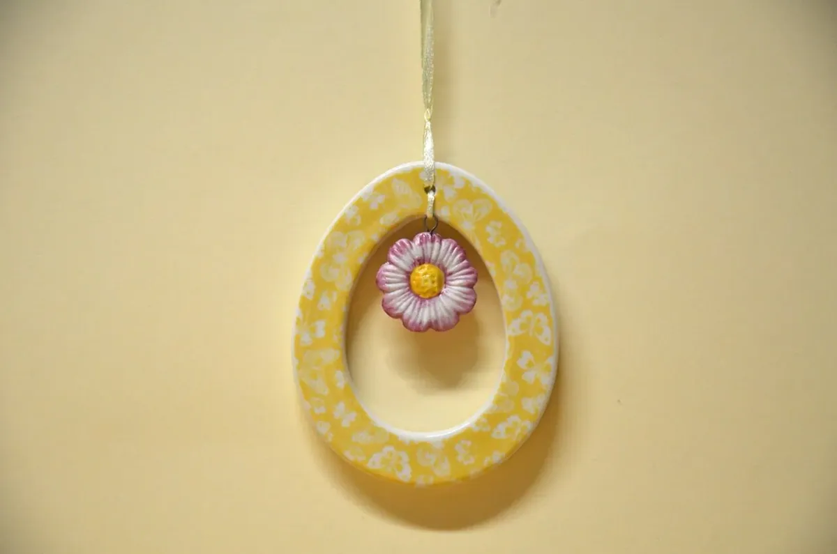 Villeroy & Boch Spring Decoration Anhänger gelb mit Blume NEU
