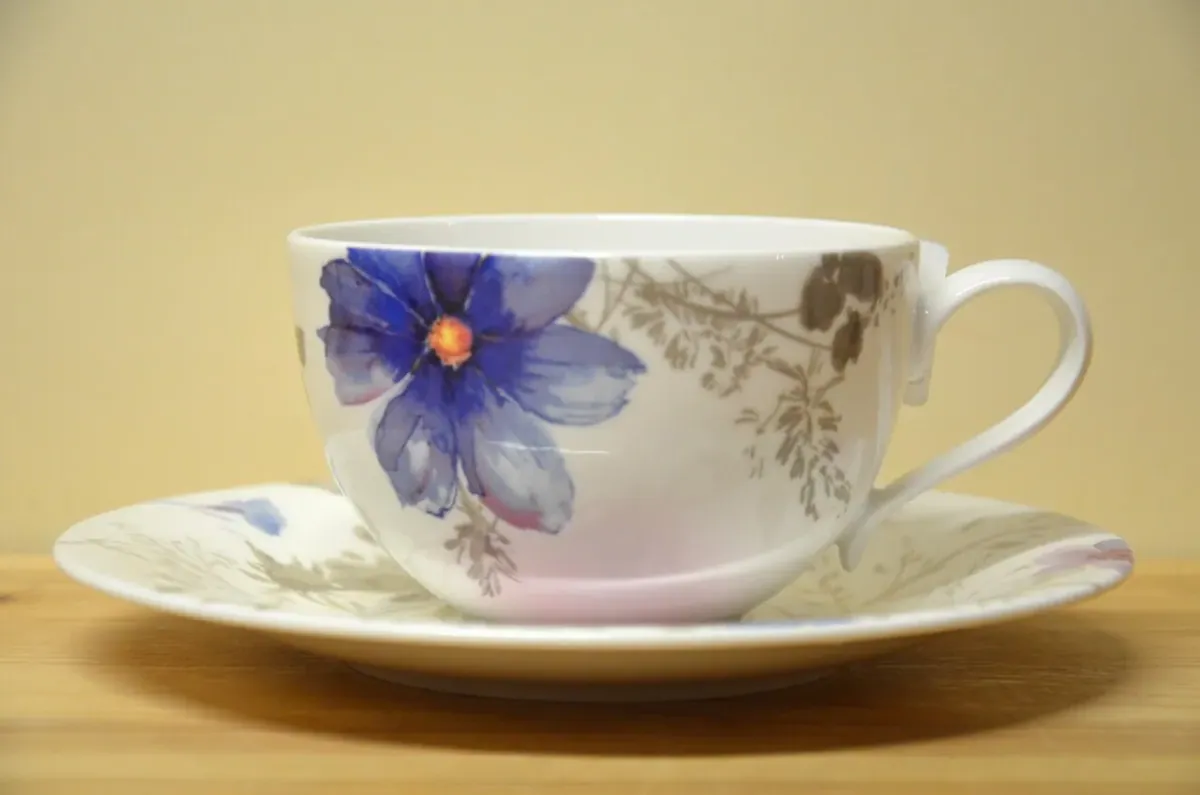 Villeroy & Boch Mariefleur Gris Cappuccino / Frühstückstasse mit Untere NEU