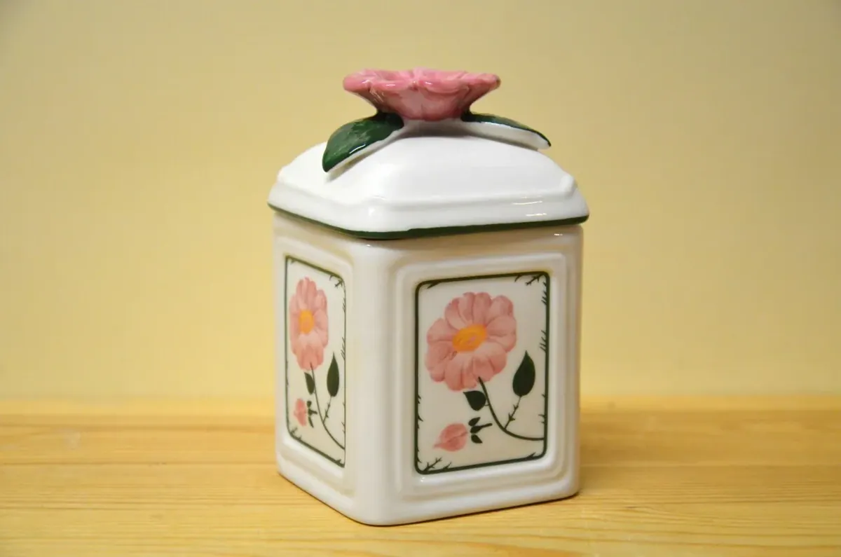 Villeroy & Boch Wildrose Vorratsdose klein