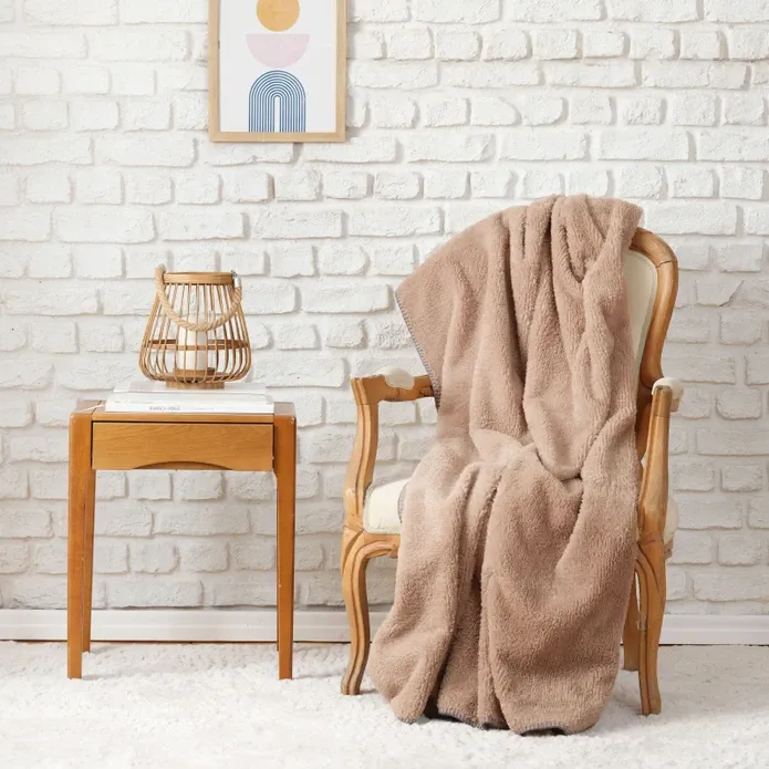 Karaca Home Faye Beige TV-Decke 115x160 cm