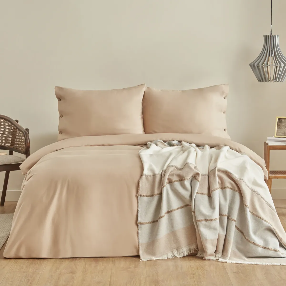 Karaca Home Nevada Doppelbett Krep Bettbezug Jacquard Quilt Set Beige