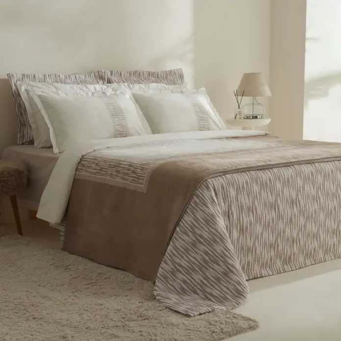 Karaca Home Timeless 8-teiliges Hochzeitsset Beige