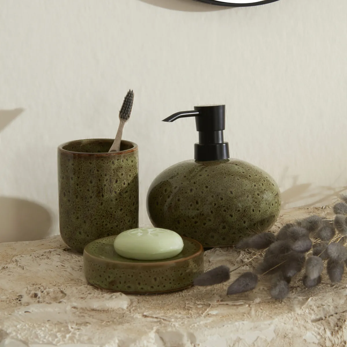 Karaca Home Olivia 3-teiliges Badezimmer-Accessoire-Set Grün