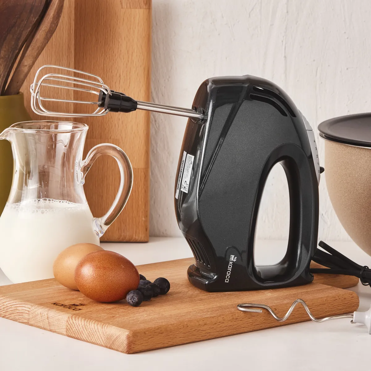 Karaca Handmixer Shiny SCHWARZ