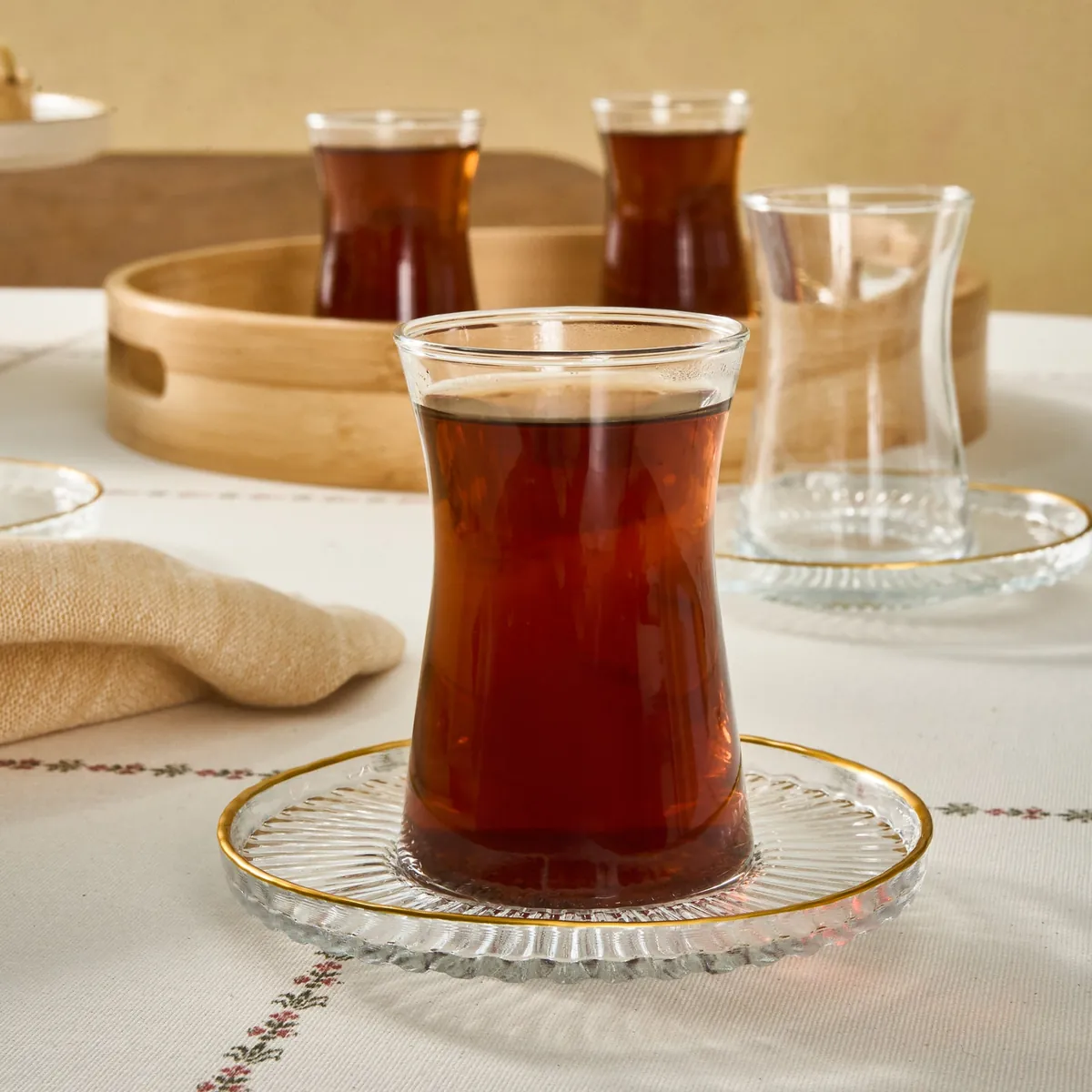 Karaca Nilüfer 12-teilige Teeset