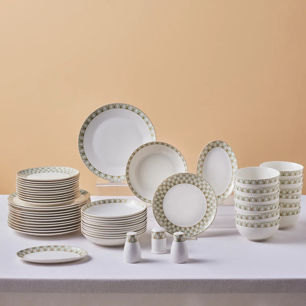 Karaca Forever Bone Emerald, 53-teiliges Tafelservice für 12 Personen
