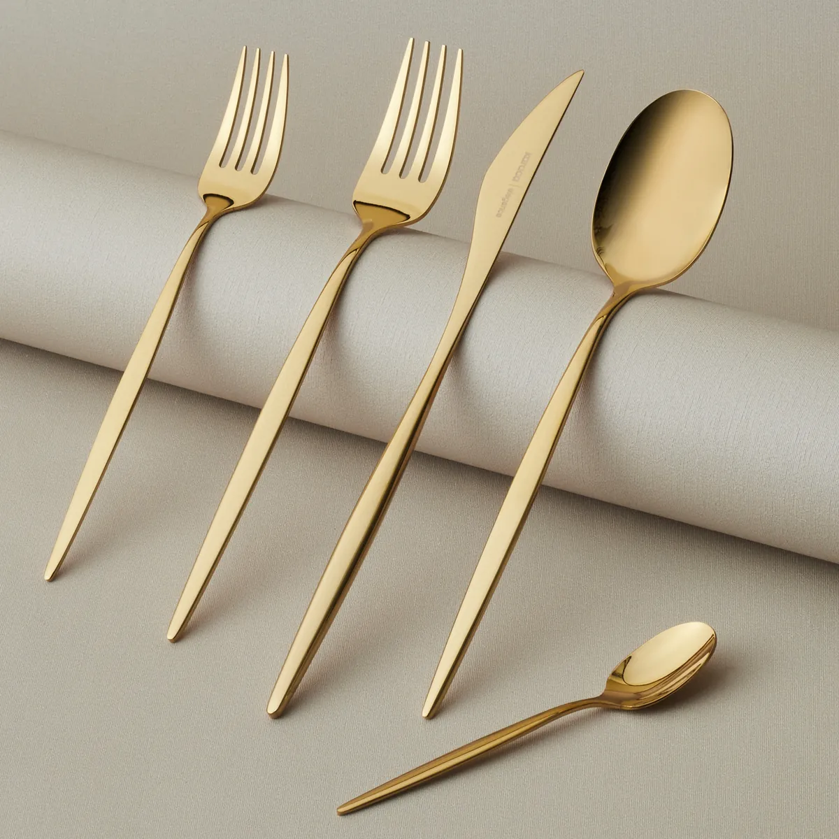 Karaca Lızbon Gold 6-Personen 30-teiliges Besteckset