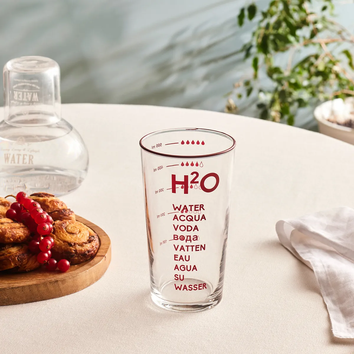 Karaca H2O Rotes Erfrischungsgetränkglas, 570 Ml