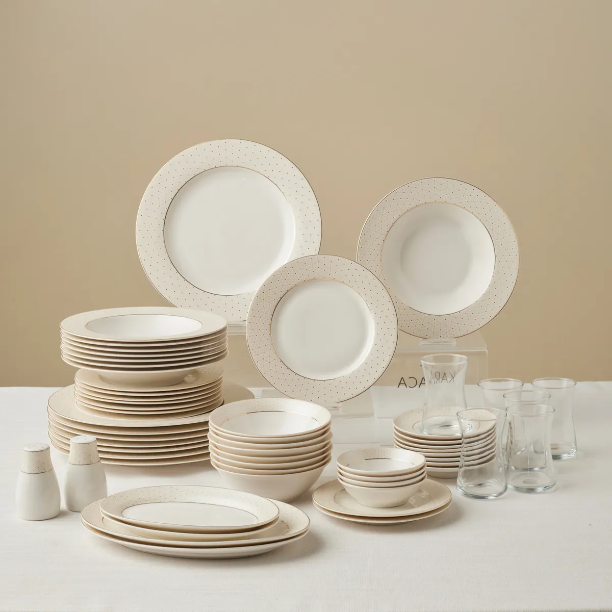 Karaca Elegance Bone Alessa 60-teiliges Tafel- und Frühstücksset für 8 Personen