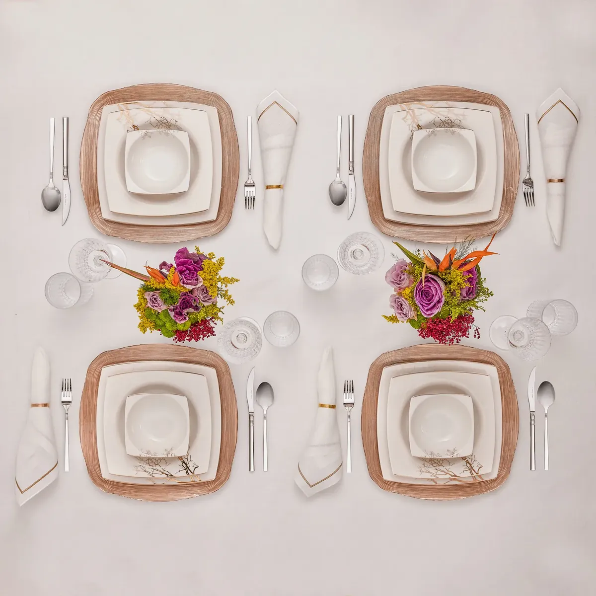 Karaca Home Linen Gold 13-teiliges Tischtuch-Set