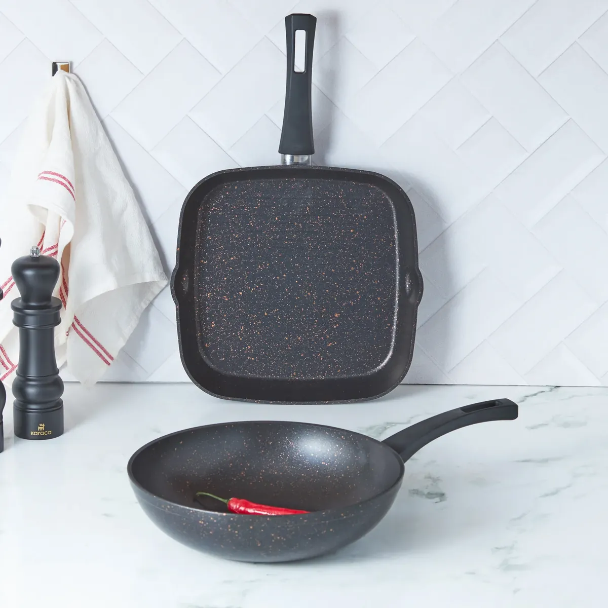Karaca Biogranit Blackgold Wok- und Grillpfannen-Set