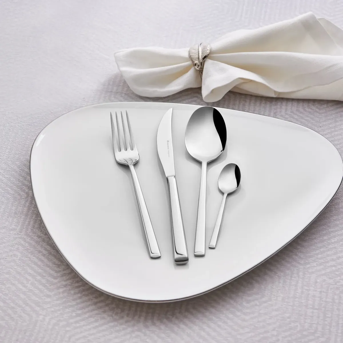Karaca 16-teiliges Tivoli Silber-Besteck-Set