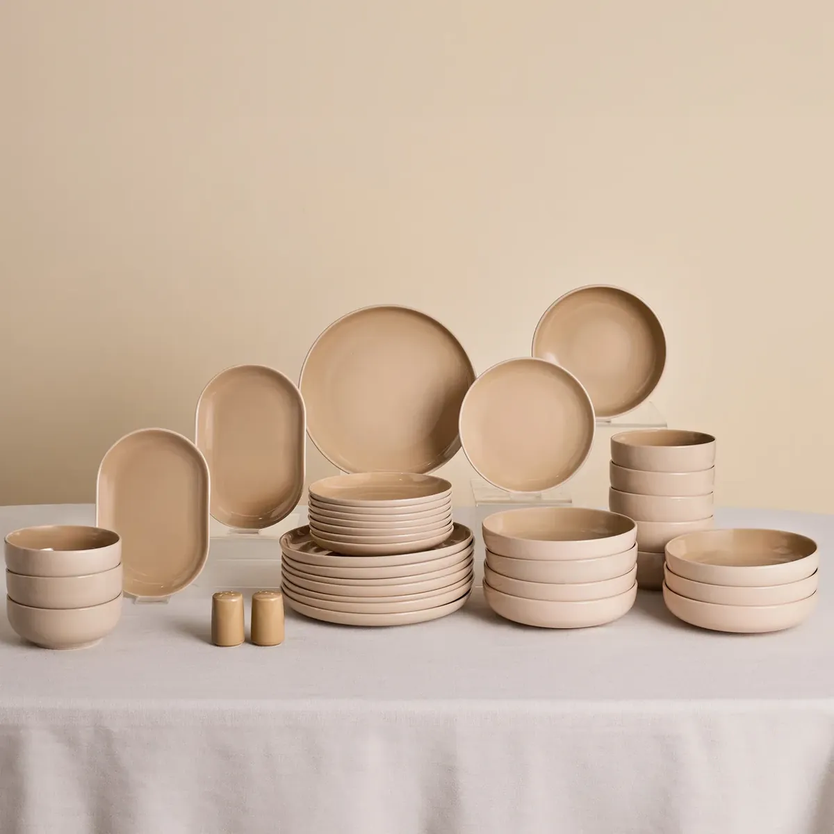 Karaca Terra 36-Teiliges 8-Personen Geschirrset Creme