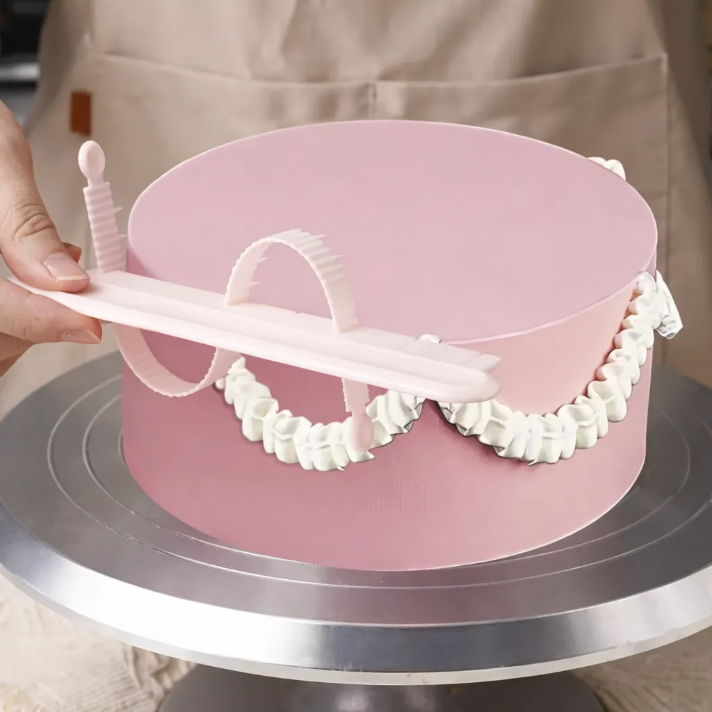 Bogenlineal für Fondant und Creme