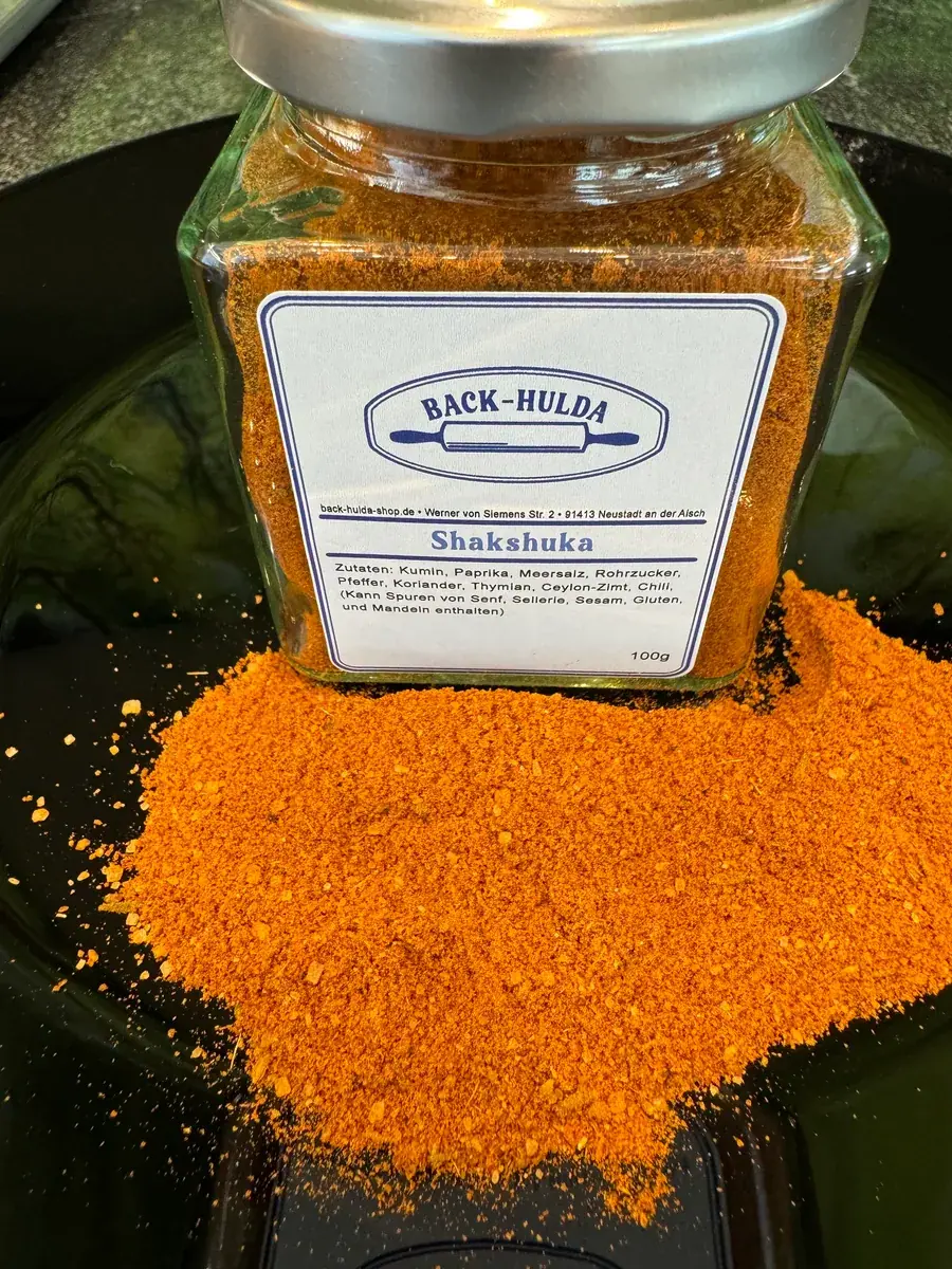 Shakshuka stammt ursprünglich aus Nordafrika, 100g im Quadrat Glas.