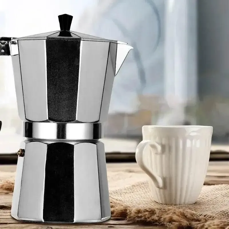Italienischer Espressokocher aus Aluminium (6 Größen)