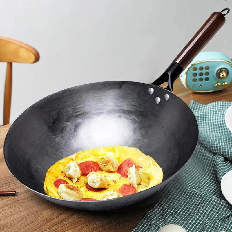 KONCO Traditioneller handgefertigter Wok mit Holzgriff (2 Größen)