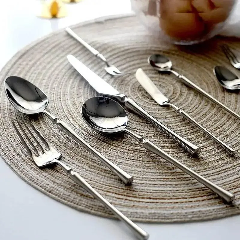Luxuriöses silbernes Besteck Set aus Edelstahl (Einzeln oder im Set bestellbar)