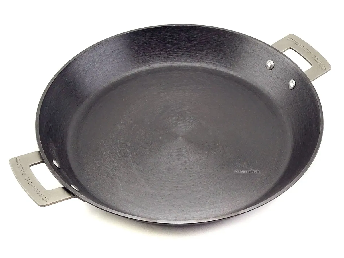 RONNEBY BRUK Gusseisen Bratpfanne ULTRA LIGHT PROFESSIONAL 36 cm, schon eingebrannt, mit Seitengriffen